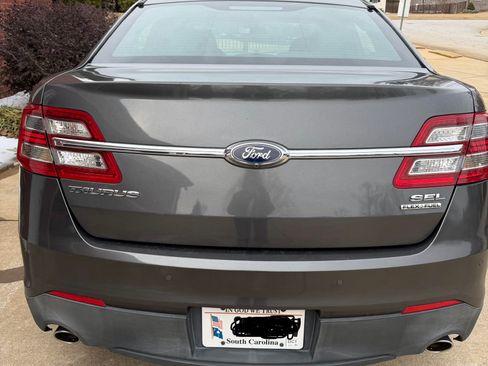 Used 2015 Ford Taurus SEL w/ Equipment Group 201A image 6