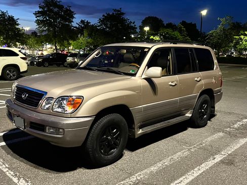 Used 2002 Lexus LX 470 4WD image 1