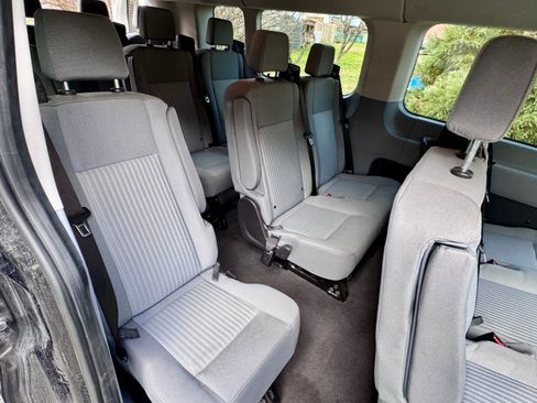 Used 2019 Ford Transit 350 XLT image 18