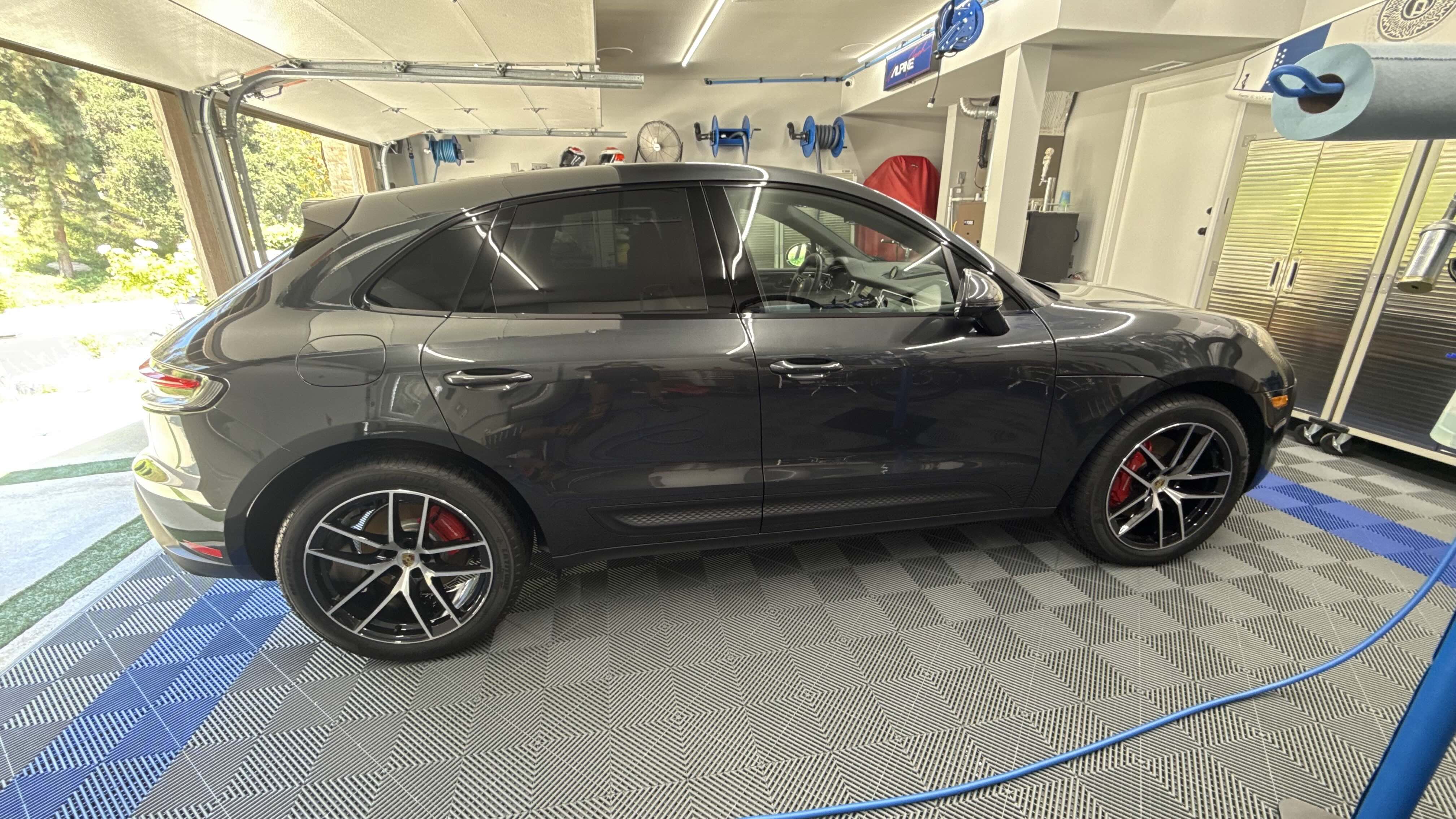 Used 2024 Porsche Macan S AWD/4WD image 8