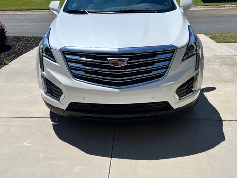 Used 2019 Cadillac XT5 Luxury FWD image 5
