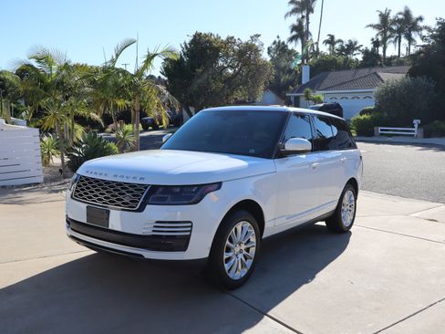 Used 2019 Land Rover Range Rover HSE image 1