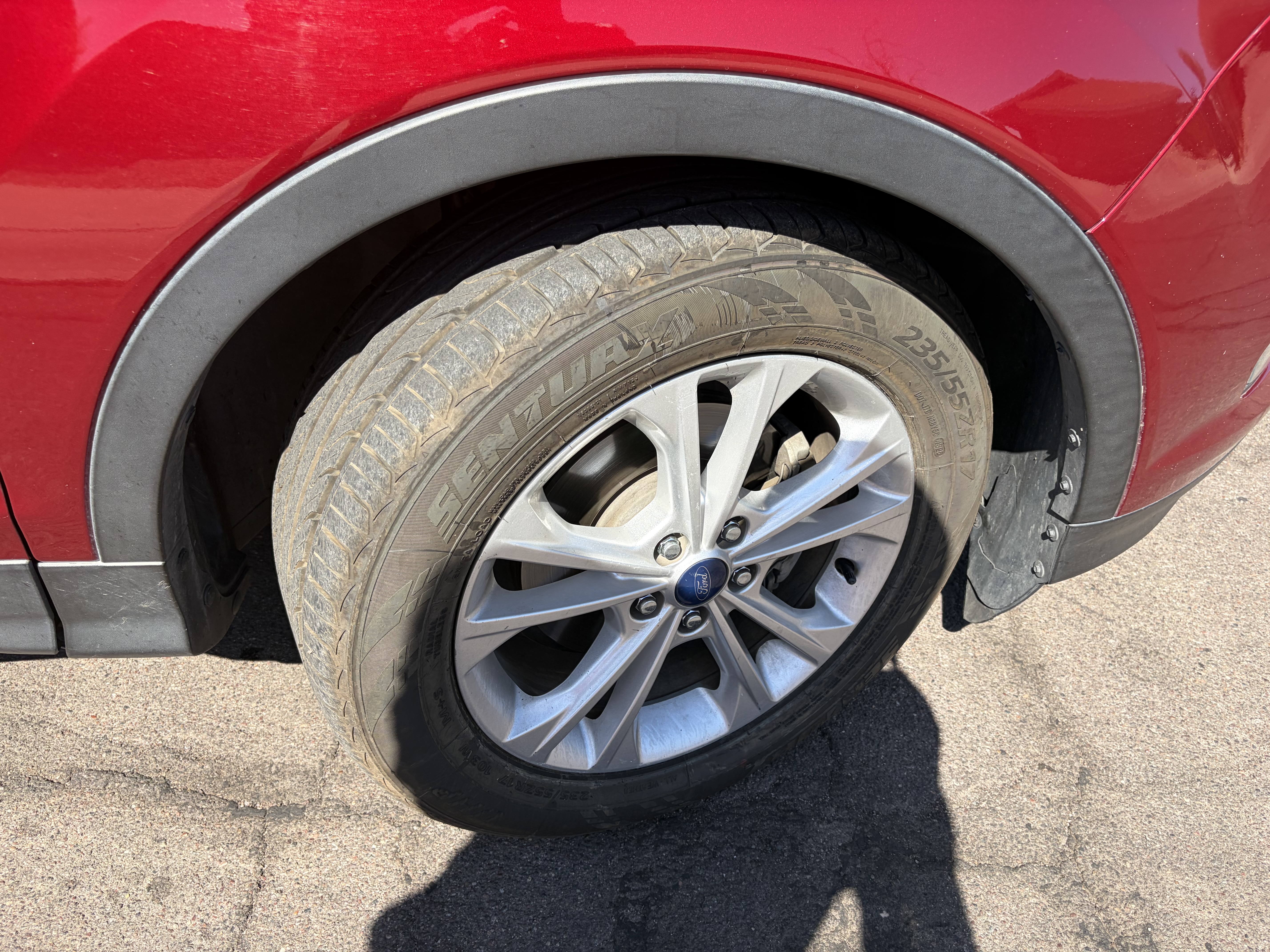 Used 2018 Ford Escape SE w/ SE Sync 3 Package FWD image 9