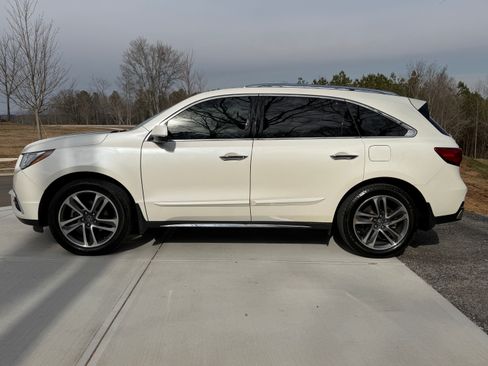 Used 2017 Acura MDX SH-AWD w/ Advance Package image 4
