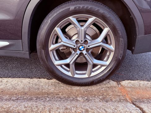 Used 2023 BMW X3 sDrive30i w/ Premium Package image 10