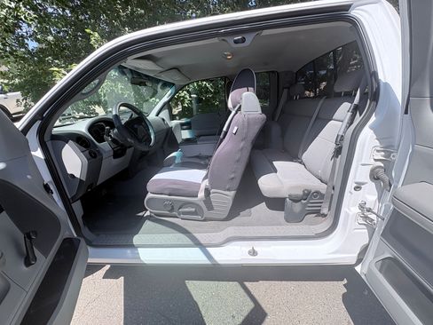 Used 2005 Ford F150 STX RWD image 8