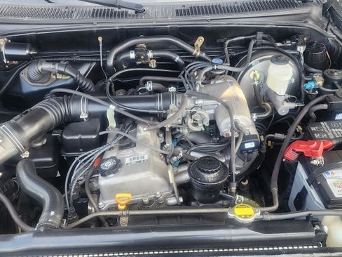 Used 1999 Toyota Tacoma 2WD Xtracab image 5