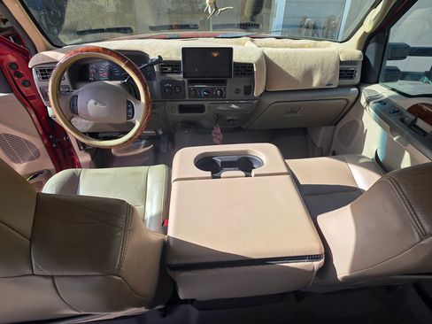 Used 2002 Ford F350 Short Bed image 9