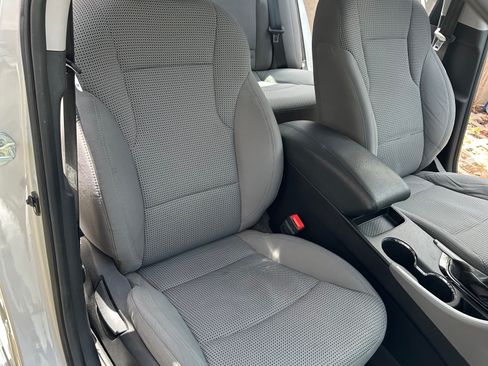 Used 2011 Hyundai Sonata GLS w/ Popular Equipment Pkg 2 FWD image 11