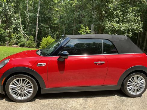 Used 2017 MINI Cooper S FWD image 9