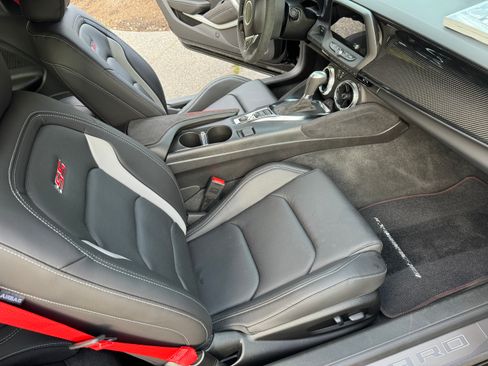Used 2024 Chevrolet Camaro SS image 23
