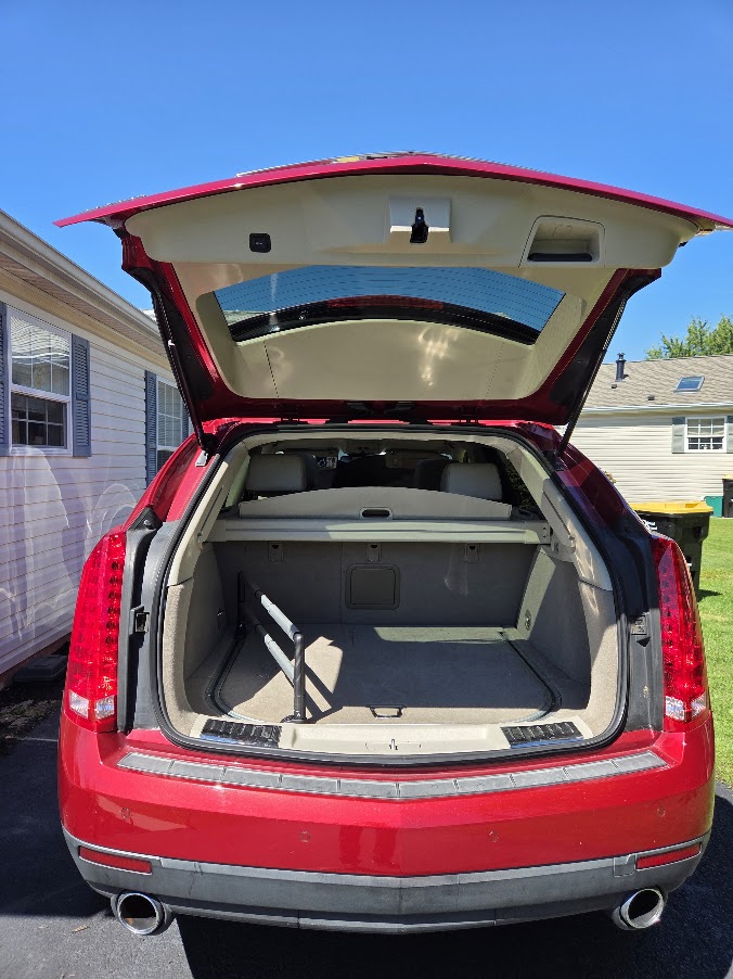 Used 2012 Cadillac SRX Luxury FWD image 13