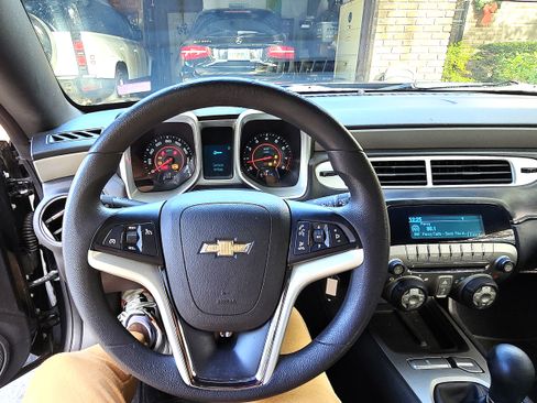 Used 2015 Chevrolet Camaro LS image 14