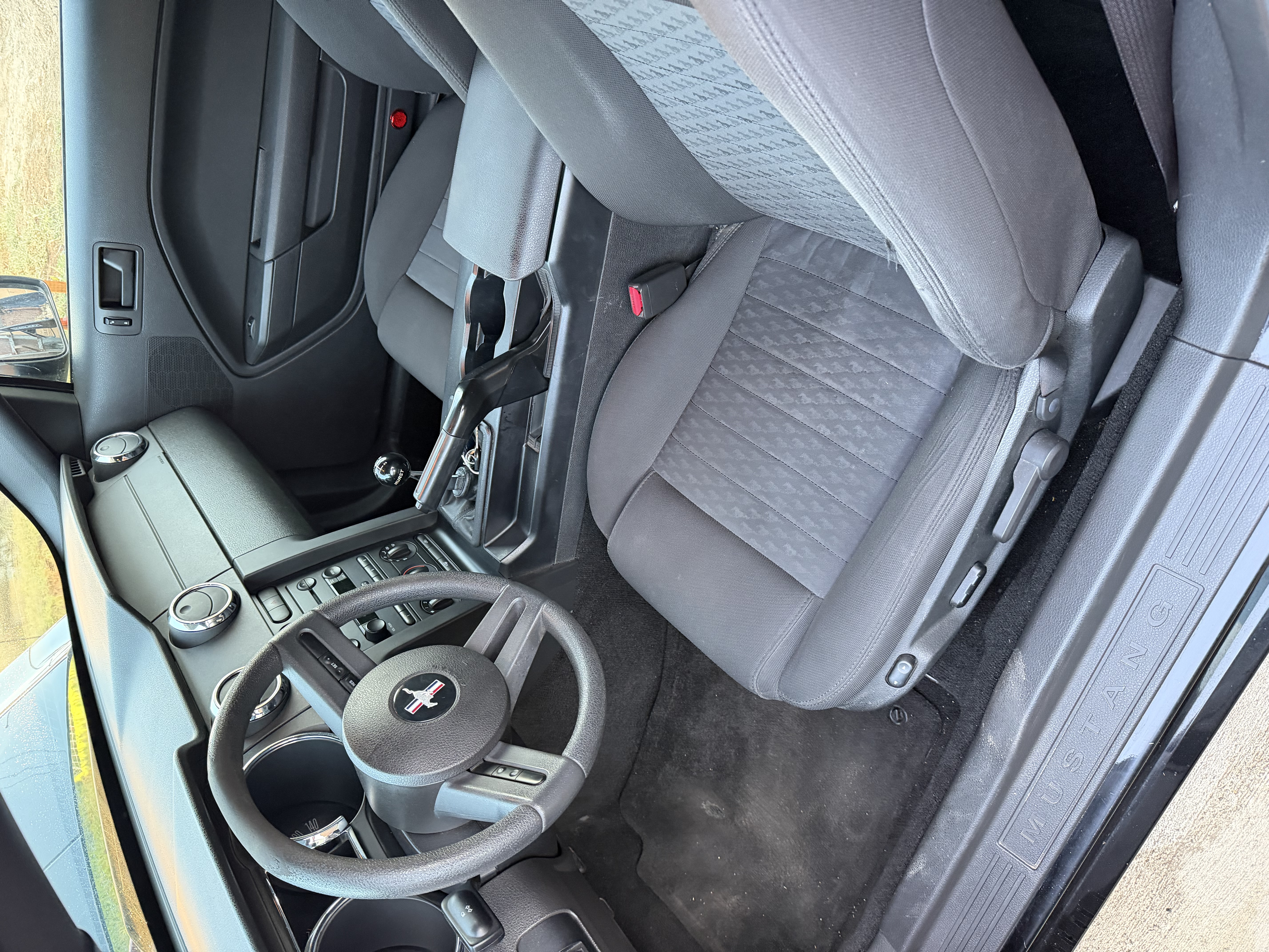 Used 2007 Ford Mustang GT Premium RWD image 4