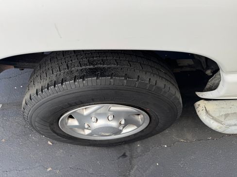 Used 2012 Ford E-250 and Econoline 250 w/ PWR Group image 15