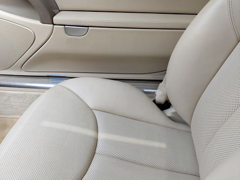 Used 2007 Mercedes-Benz SL 550 image 4