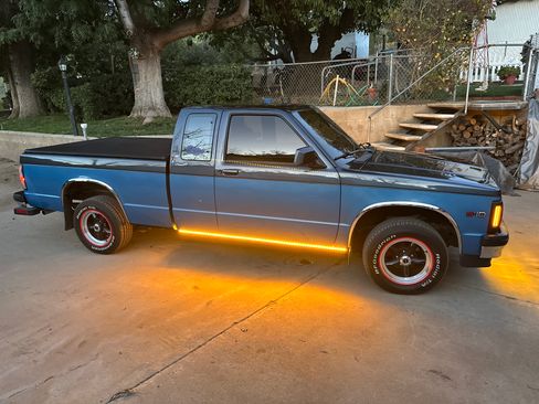 Used 1993 Chevrolet S10 Pickup 2WD Extended Cab image 14