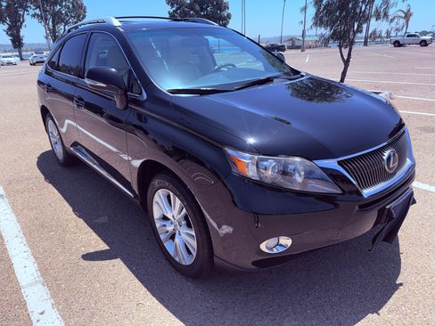 Used 2012 Lexus RX 450h FWD w/ Premium Pkg image 2