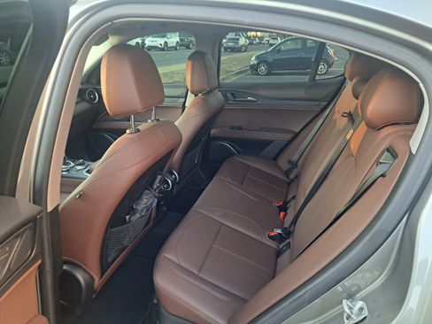 Used 2021 Alfa Romeo Stelvio Sprint w/ Nero Edizione image 12