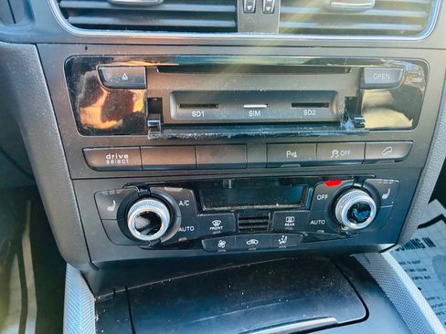 Used 2017 Audi Q5 2.0T Premium Plus w/ Technology Package image 11