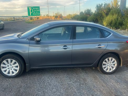 Used 2016 Nissan Sentra SV FWD image 9
