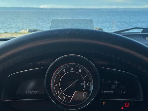 Used 2015 MAZDA MAZDA3 s Grand Touring image 4