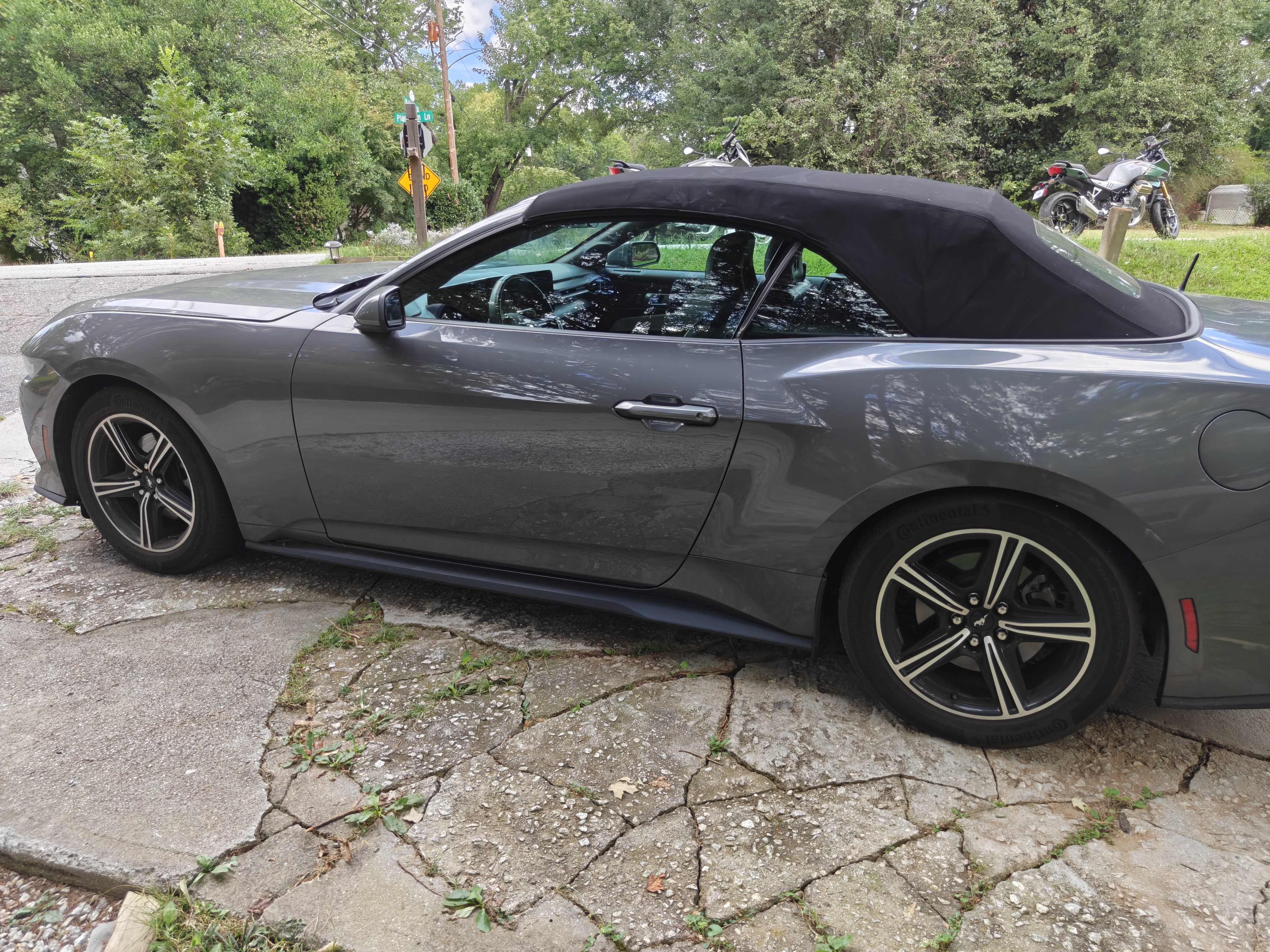Used 2024 Ford Mustang Premium RWD image 16