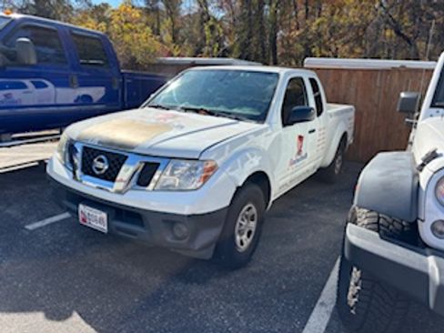 Used 2014 Nissan Frontier S image 1