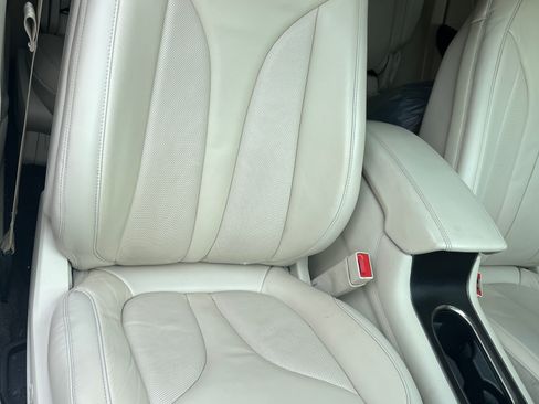 Used 2015 Lincoln MKC AWD w/ Equipment Group 101A Select image 21