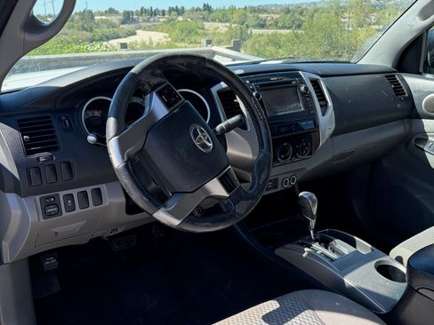 Used 2013 Toyota Tacoma 2WD Access Cab w/ SR5 Pkg image 19