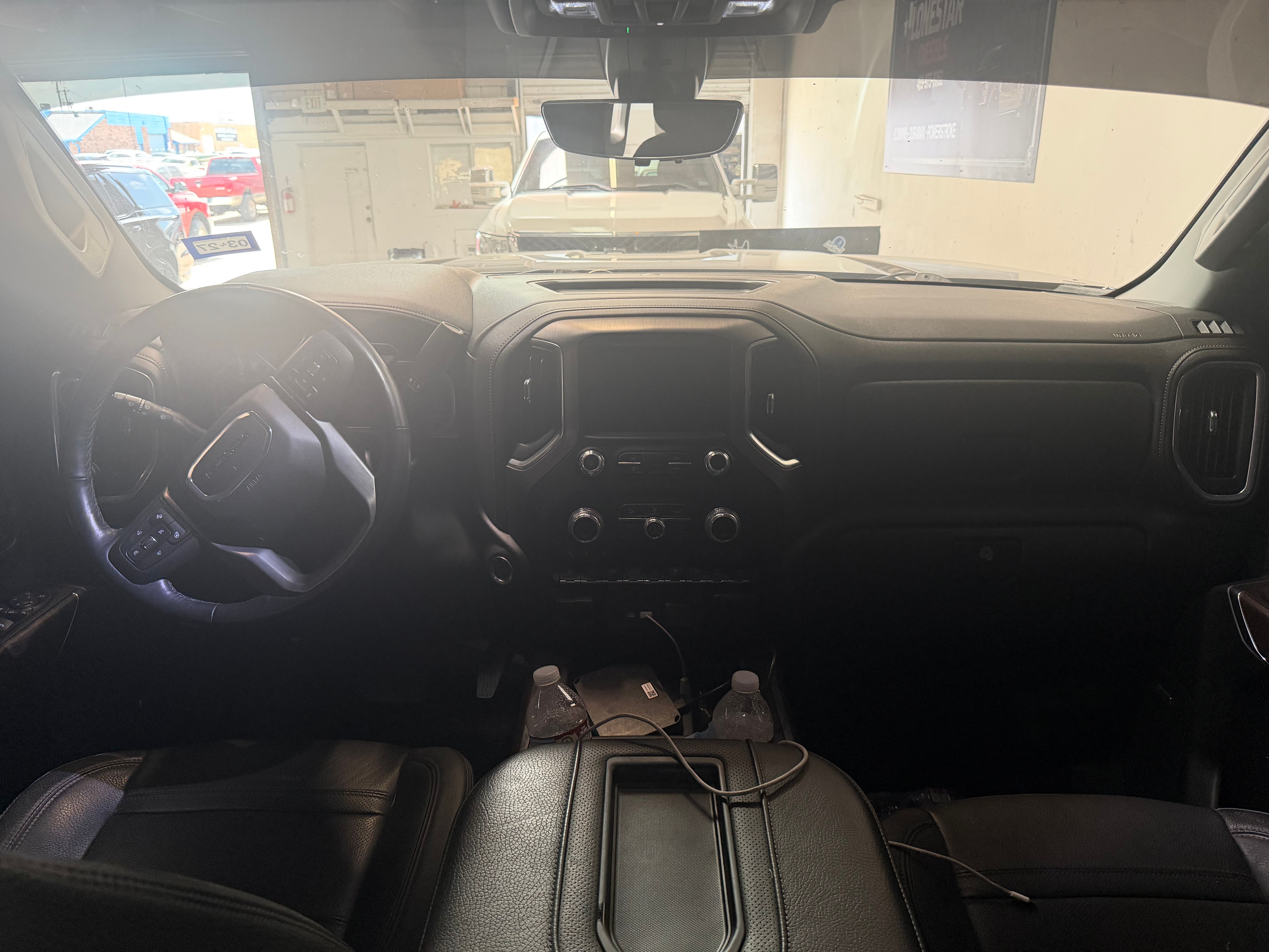 Used 2022 GMC Sierra 2500 Denali w/ Denali Ultimate Package AWD/4WD image 17