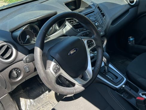 Used 2016 Ford Fiesta SE FWD image 6