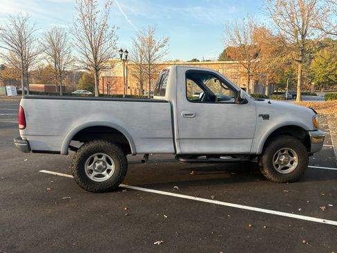 Used 1997 Ford F150 4x4 Regular Cab image 12