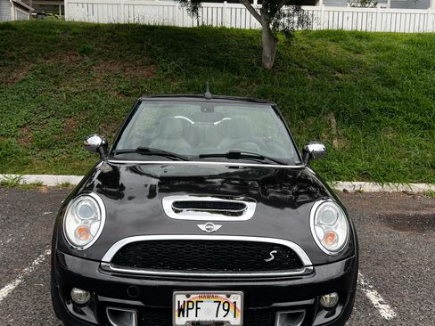 Used 2015 MINI Cooper S image 6