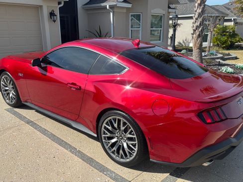 Used 2024 Ford Mustang GT Premium image 19