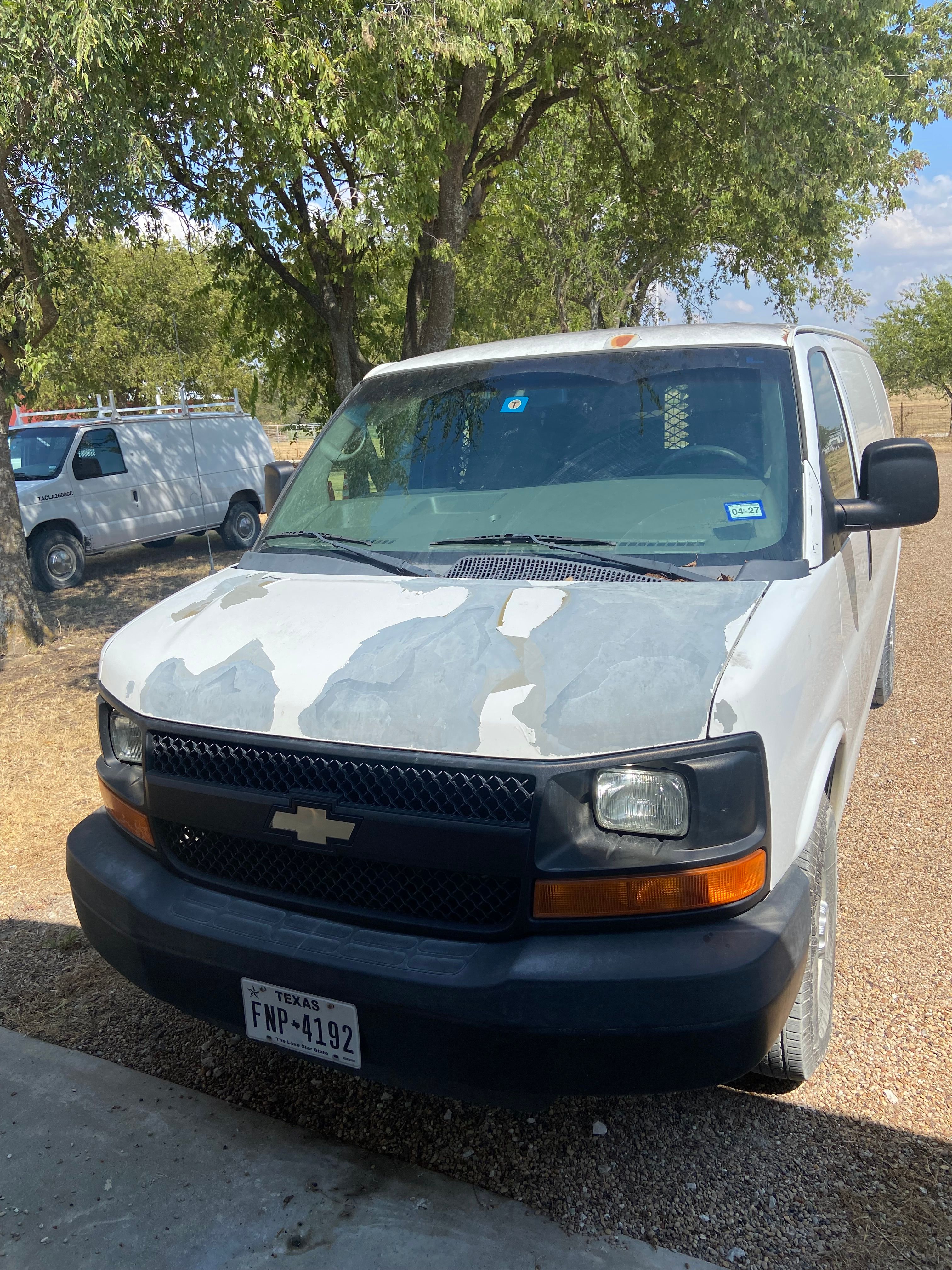 Used 2012 Chevrolet Express 2500 RWD image 12
