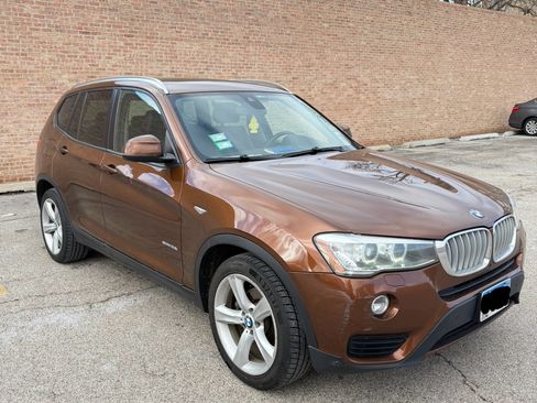 Used 2017 BMW X3 sDrive28i image 9