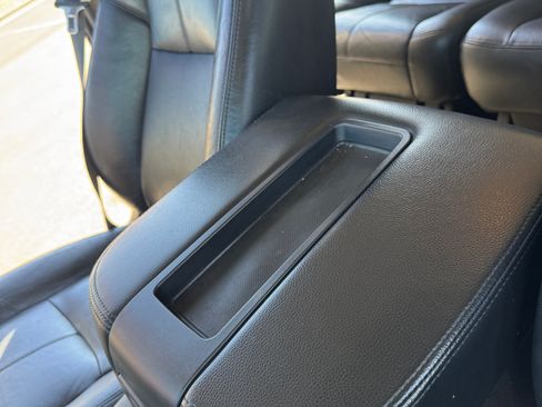 Used 2011 Chevrolet Tahoe LT image 9