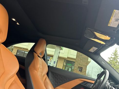 Used 2024 BMW M2 image 11