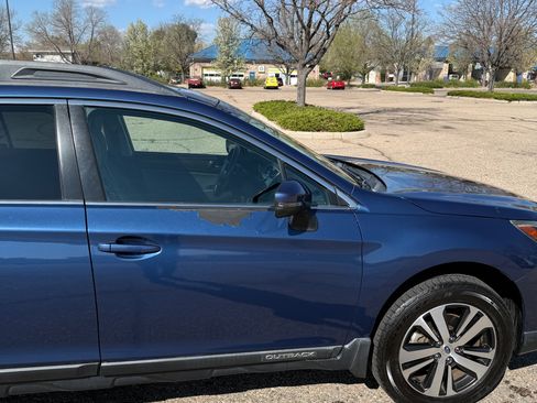 Used 2019 Subaru Outback 2.5i Limited image 11