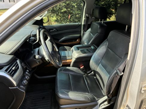 Used 2015 Chevrolet Tahoe LTZ AWD/4WD image 6