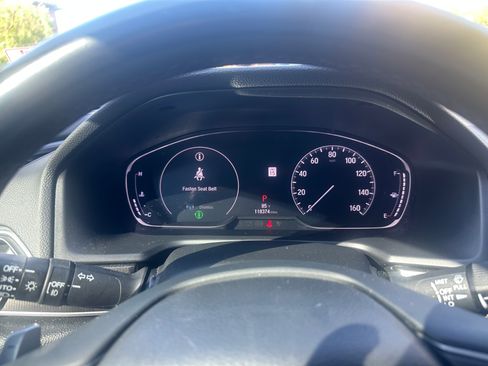 Used 2018 Honda Accord Sport image 5