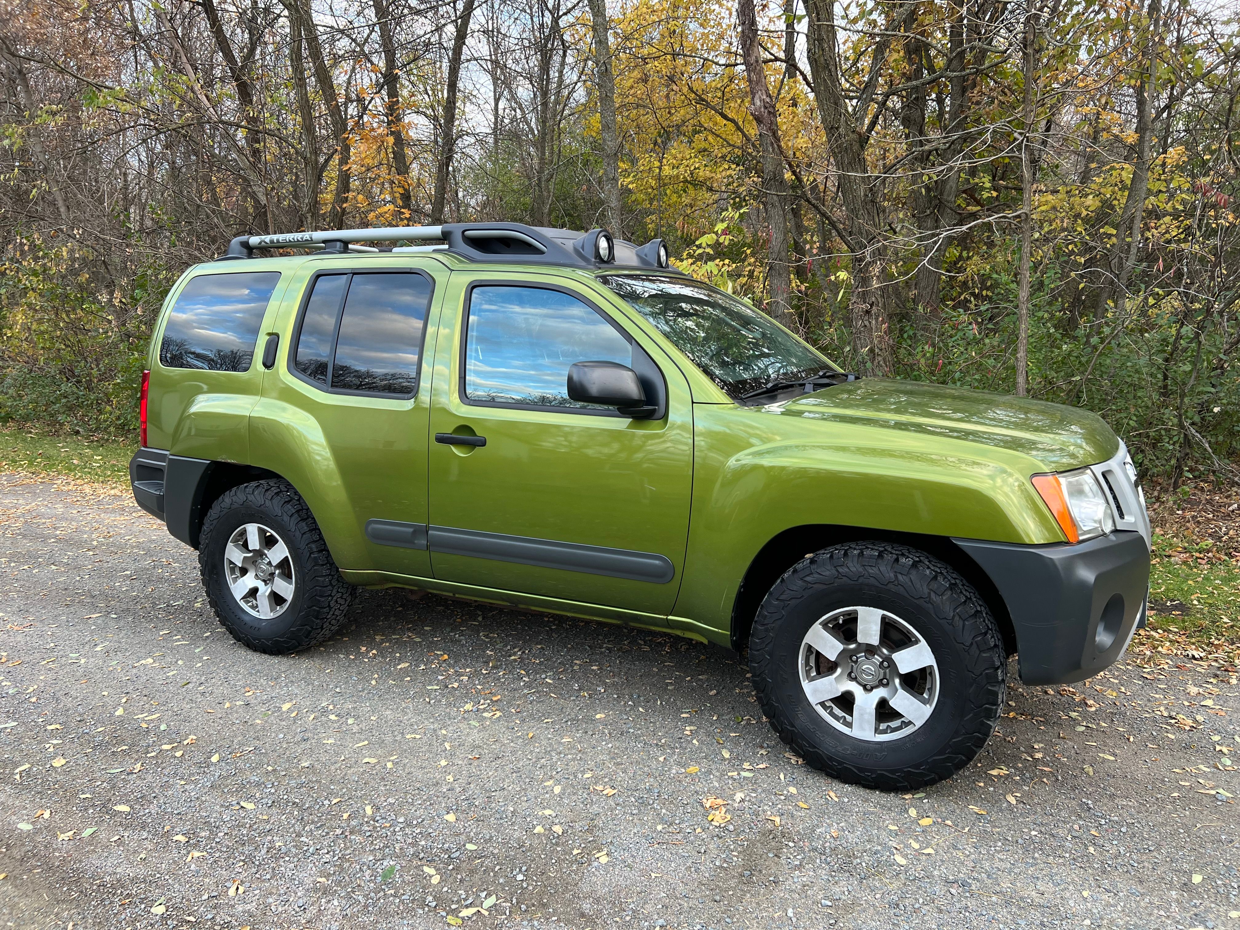 Used 2012 Nissan Xterra PRO-4X AWD/4WD image 5