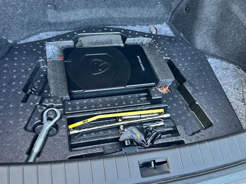 Used 2015 INFINITI Q50 Sport w/ Navigation Package image 12