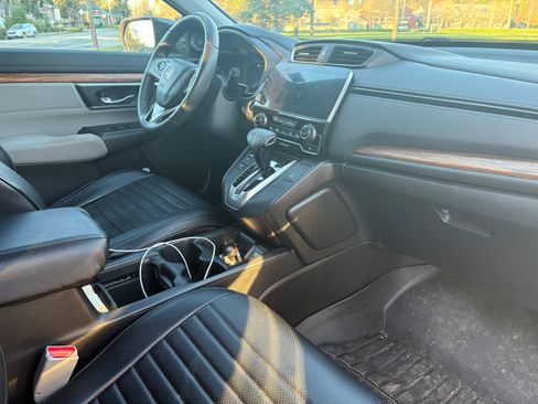 Used 2019 Honda CR-V EX image 6