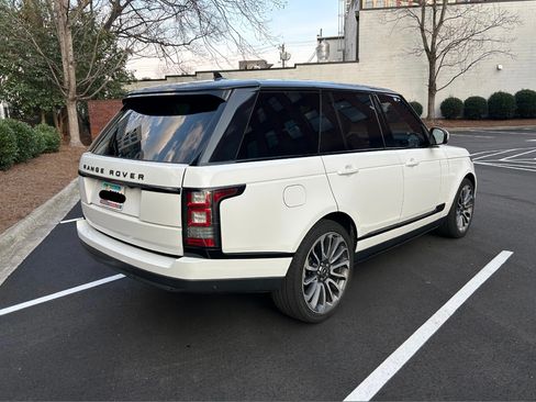 Used 2016 Land Rover Range Rover HSE image 9