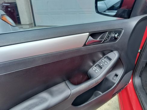 Used 2013 Volkswagen Jetta SE image 13