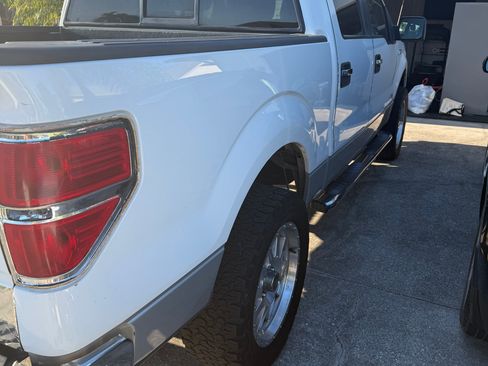 Used 2012 Ford F150 XLT w/ XLT Chrome Pkg image 10