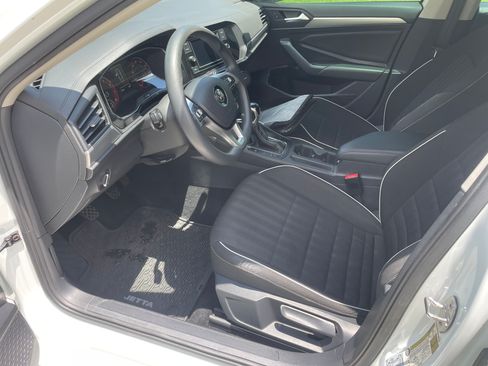 Used 2021 Volkswagen Jetta S w/ Driver Assistance Package FWD image 8