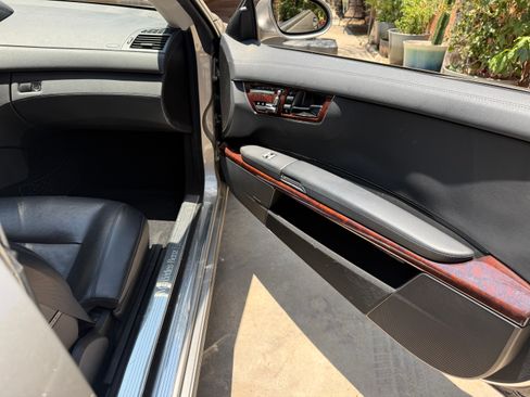 Used 2007 Mercedes-Benz CL 550 image 25